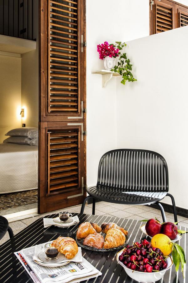 Bed and Breakfast Manzoni 46 - Ospitalita Siciliana Милаццо Экстерьер фото